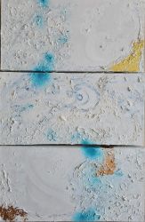 Maße: 30 x 60 cm <br>
Rahmen: ohne <br>
Technik: Assemblage<br>
Preis: 450,- EUR <br> Trio: Strukturen des Lebens